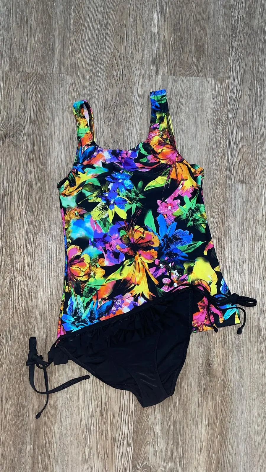 Tigerlily Swim Vest MaxCleavage